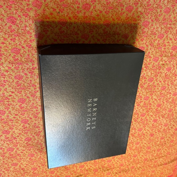 Barneys New York Gift Box - RARE - Picture 6 of 10